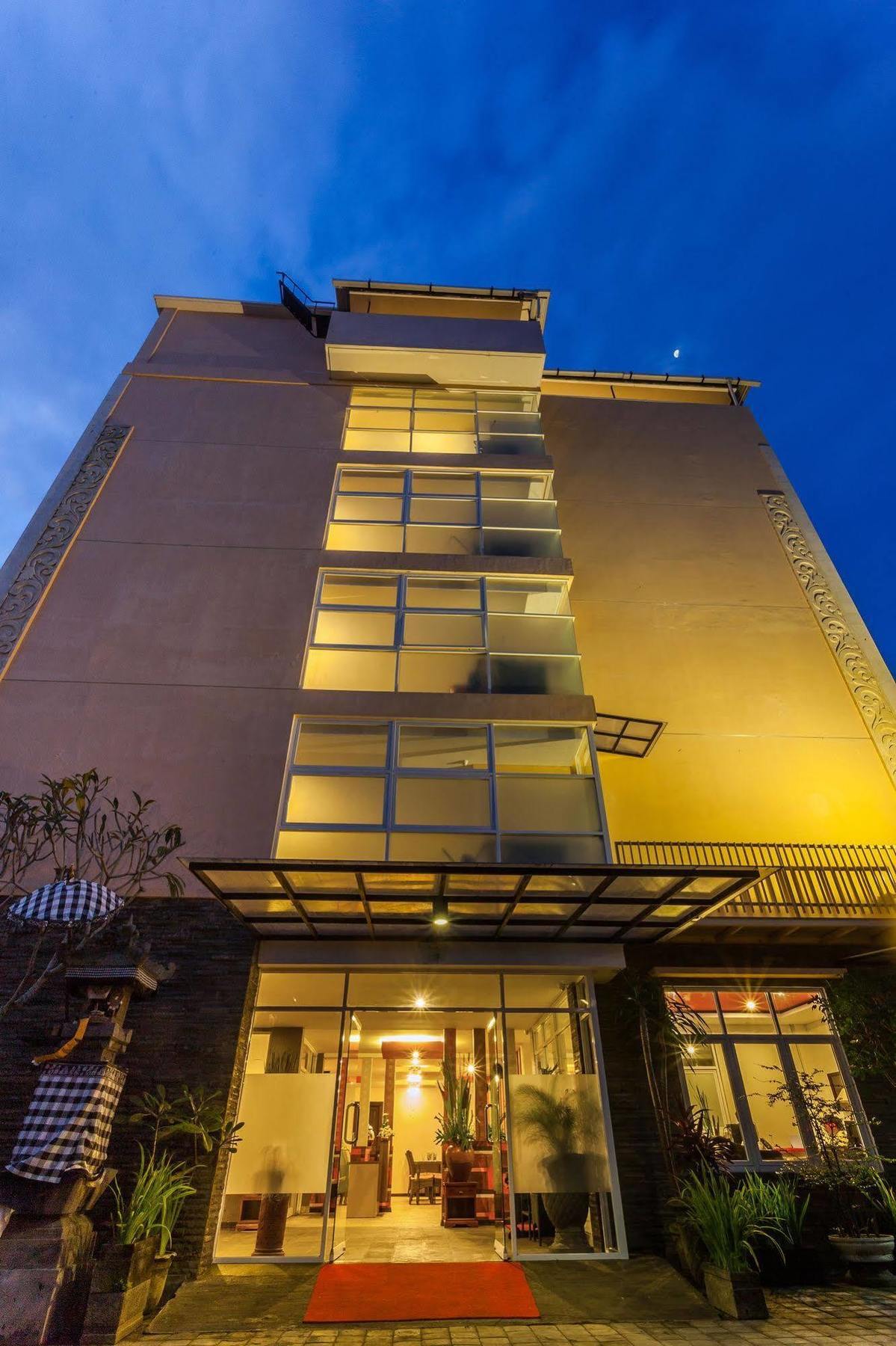 Mahatma Residence Dempassar Exterior foto