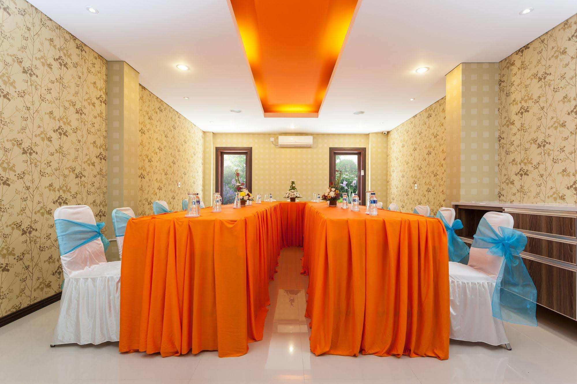 Mahatma Residence Dempassar Exterior foto